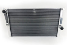 Load image into Gallery viewer, CSF BMW 2 Seires (F22/F23) / BMW 3 Series (F30/F31/F34) / BMW 4 Series (F32/F33/F36) M/T Radiator