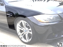 Load image into Gallery viewer, 2006-2011 BMW 3 Series (E90 / E91) M3 Style Fender Conversion
