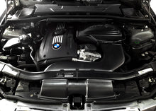 Load image into Gallery viewer, ARMA Speed BMW E90 335i Carbon Fiber Cold Air Intake ARMABMW335-A