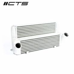 Alternative view of CTS TURBO BMW F20/F22/F23/F30/F31/F34/F36 1 series, 2 series, 3 series and 4 series FMIC KIT - RACE CORE